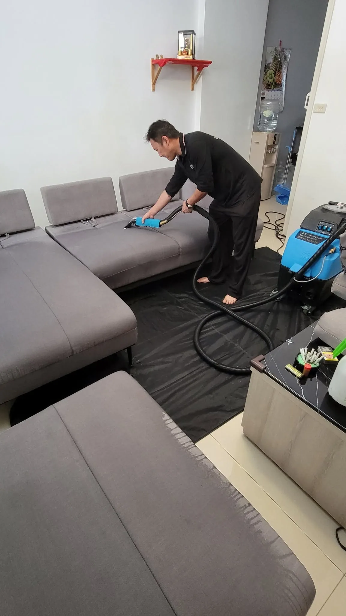 京東人現場使用 Mytee 8070 加熱式抽洗設備