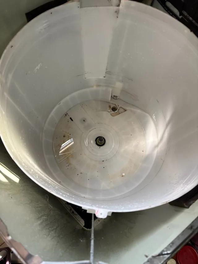 宜蘭市西門路附近洗衣機桶槽清洗後狀況