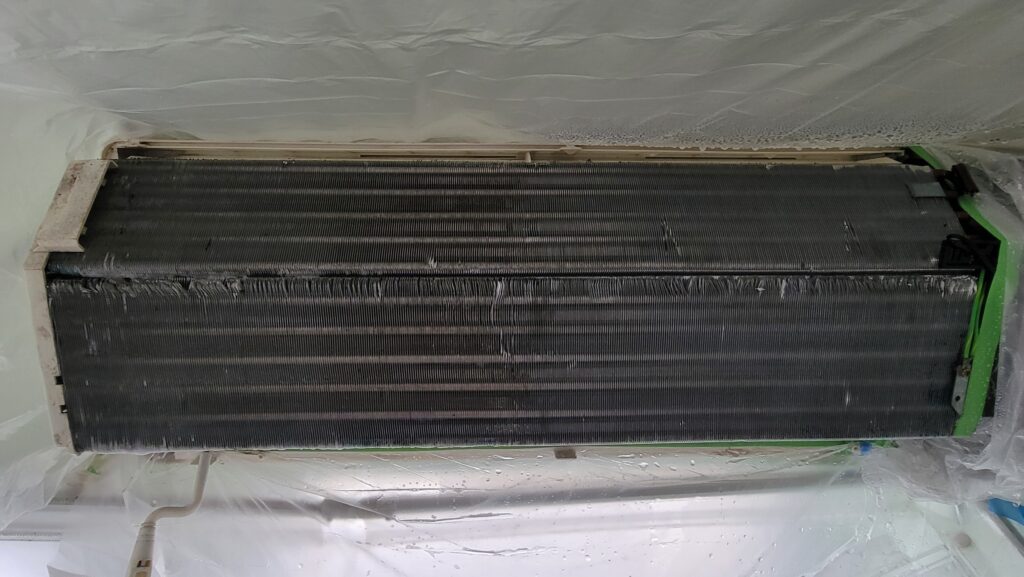 礁溪專業清洗冷氣  礁溪冷氣清潔1次  冷氣裡的秘密太可怕，打開嚇一跳！
