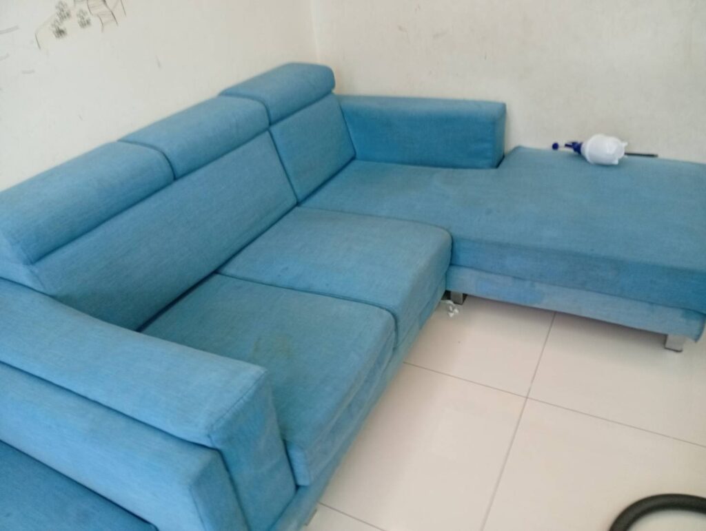 淡水沙發清潔服務 八里布沙發除螨清洗 看不見的髒污1次帶走,不破壞材質