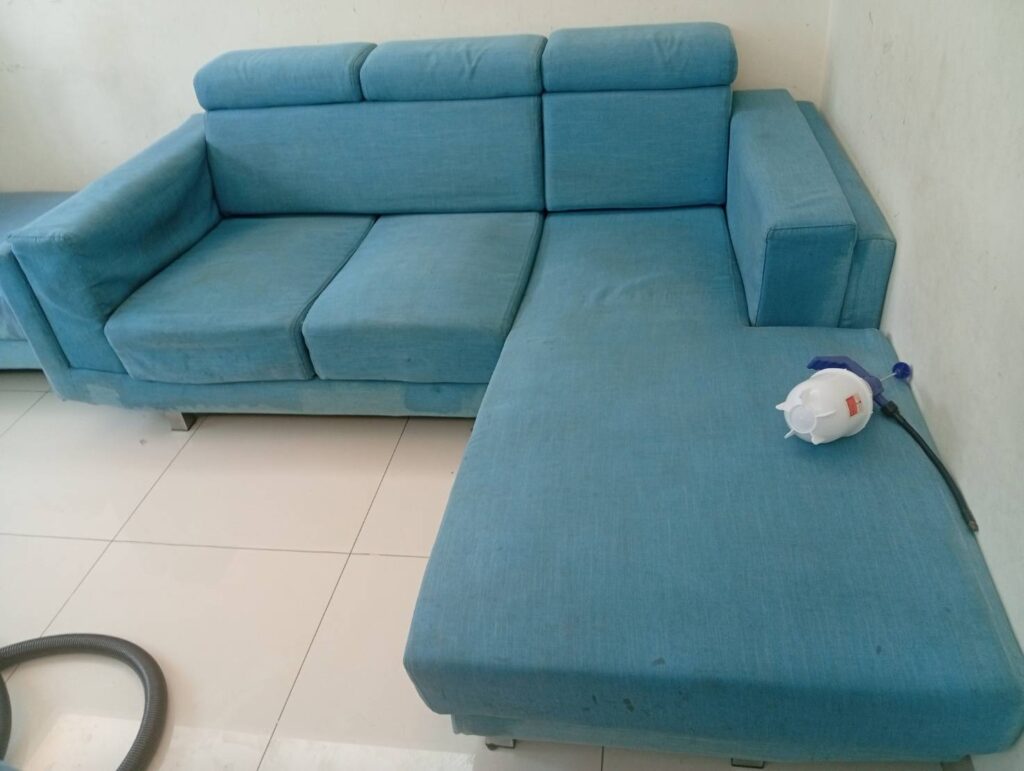 淡水沙發清潔服務 八里布沙發除螨清洗 看不見的髒污1次帶走,不破壞材質