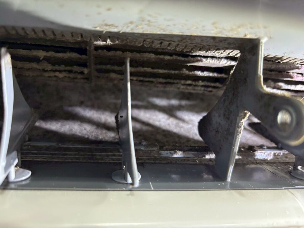 宜蘭冷氣多久洗1次呢?礁溪洗冷氣的最佳時機與5個好處!